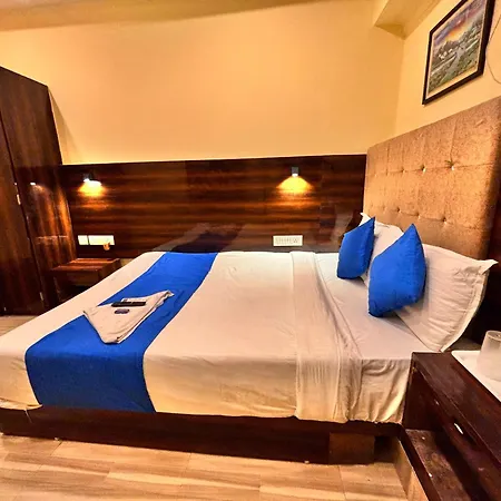 Hotel Signature Inn-2